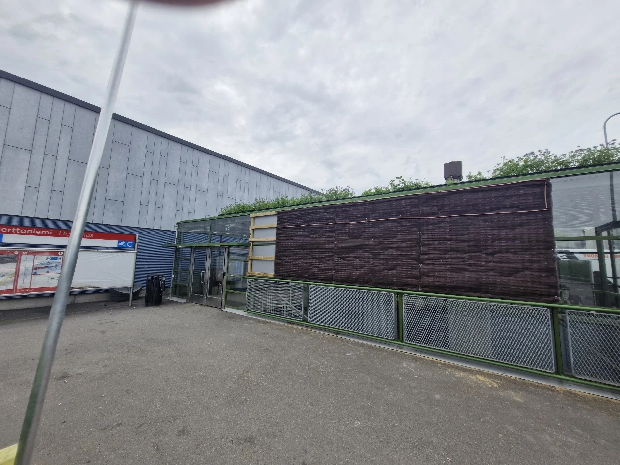 Herttoniemen pölyttäjäkatto — Kuvia projektista 1
